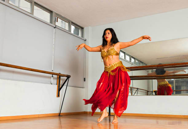 belly dancers performing on stage